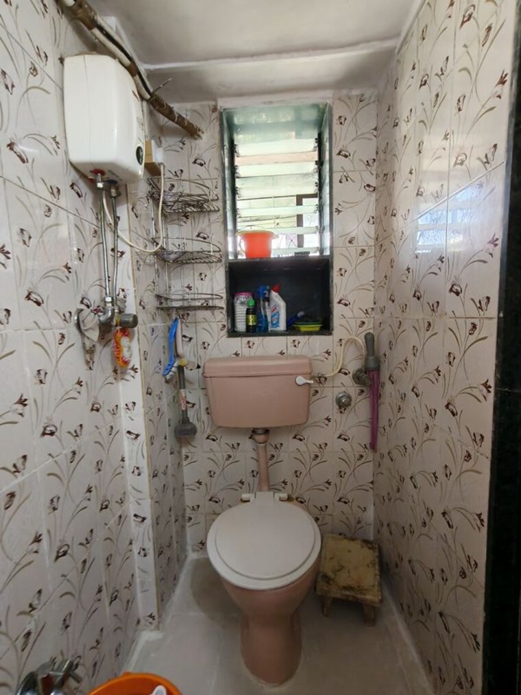 Bathroom, ashirwad-chs-andheri-east 1 RK 300 Sq.Ft. Apartment In Andheri East Mumbai 10167357