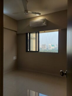 2 BHK Apartment For Rent in Lotus Unity