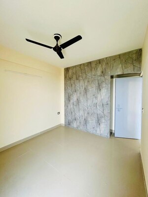 Room in 3 BHK Apartment at ROF Alante, Sector 108 – for Rent