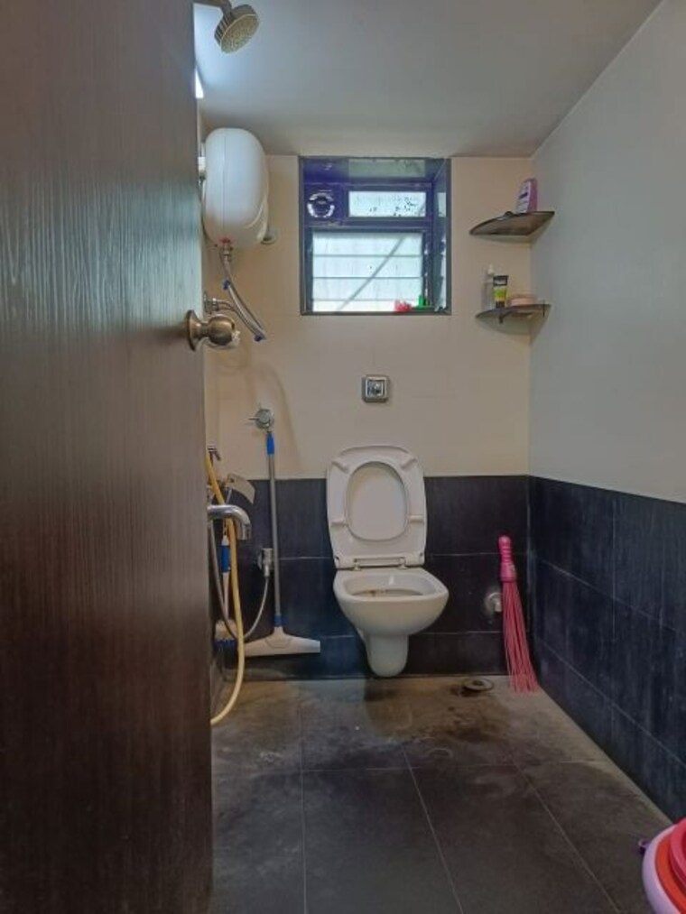 Bathroom, kalina 2 Bedroom 750 Sq.Ft. Apartment In Kalina Mumbai 10167374