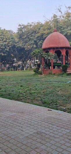 Plot For Sale in DLF Phase I