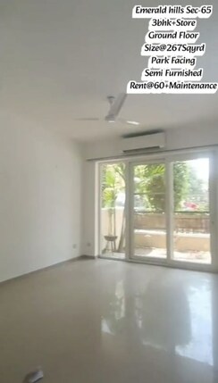 3 BHK + Servant Room Apartment For Rent in Emaar MGF Emerald Hills