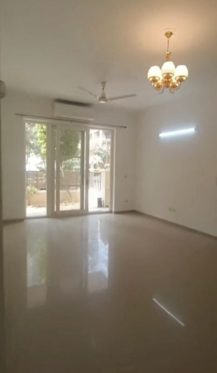 Living Room, emaar-mgf-emerald-hills 3 Bedroom 1380 Sq.Ft. Apartment In Sector 65 Gurgaon 10167433