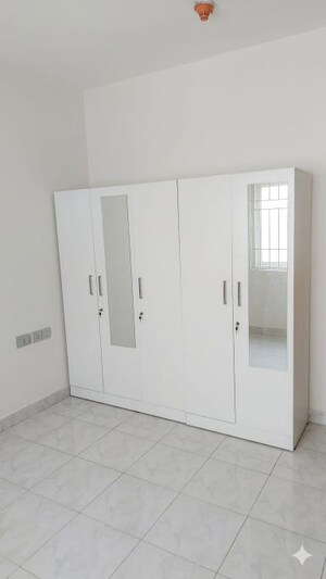 Room in 3 BHK Apartment at Mantri Celestia, Gachibowli – for Rent