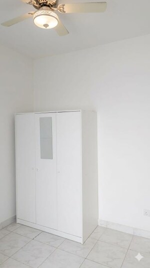 Room in 3 BHK Apartment at Mantri Celestia, Gachibowli – for Rent