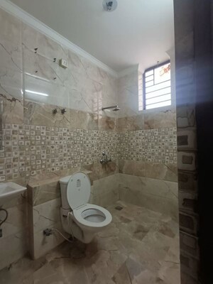 Bathroom in 2 BHK Builder Floor at Sector 46 – for Rent