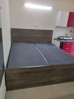 1 RkBuilder Floor For Rent in East Of Kailash