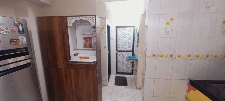 Bathroom, shreerang-chs 1 Bedroom 590 Sq.Ft. Apartment In Shrirang Society Thane 10113680