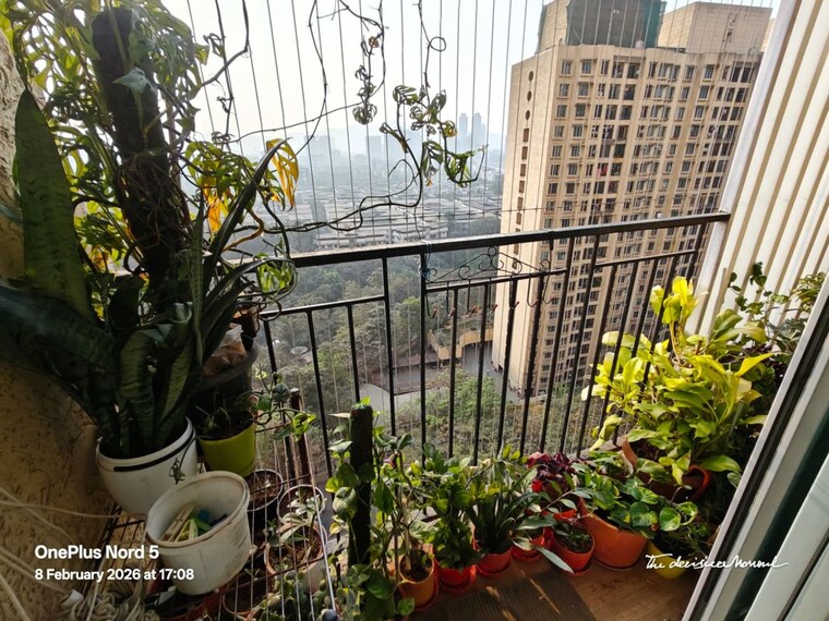 Exterior View, rustomjee-azziano-wing-i 2 Bedroom 926 Sq.Ft. Apartment In Thane West Thane 10055855