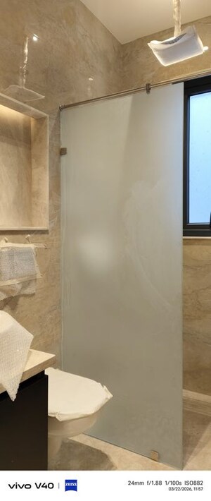 Room in 3 BHK Builder Floor at East Of Kailash – for Sale