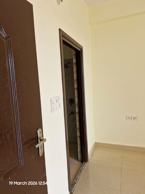 2 BHK Apartment For Rent in Crystal View Apartment, Faizabad Road