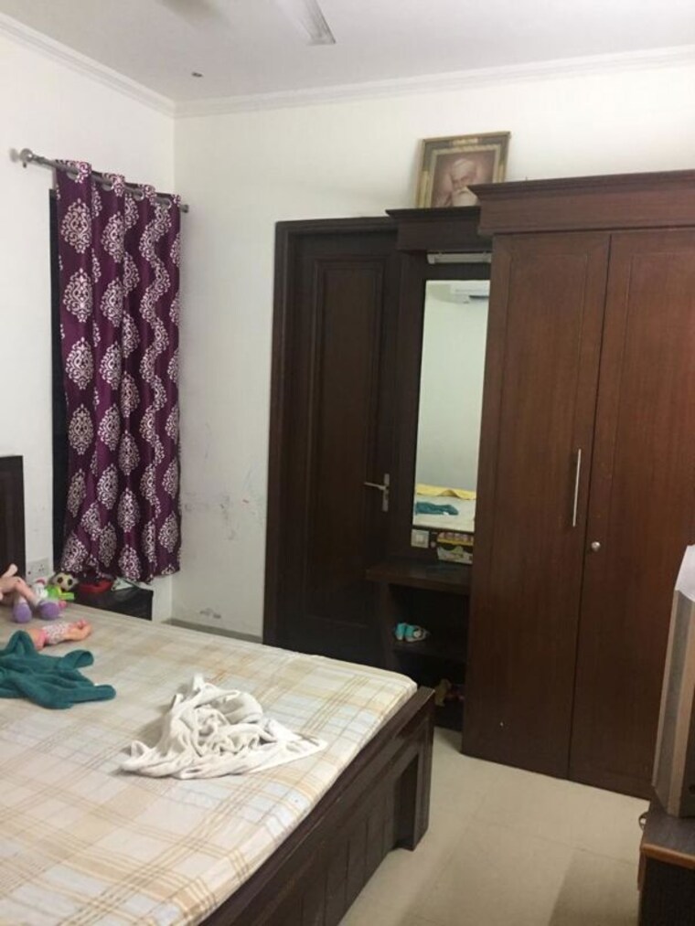 Bedroom, sector 46 3 Bedroom 1800 Sq.Ft. Builder Floor In Sector 46 Gurgaon 10167619