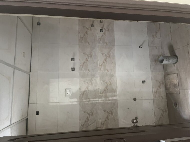 Bathroom, charms-castle 3 Bedroom 1500 Sq.Ft. Apartment In Raj Nagar Extension Ghaziabad 10141404