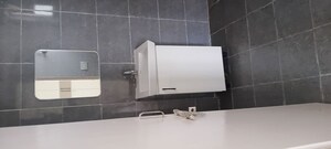 Attached Bathroom in 2.5 BHK Apartment at Sector 81 – for Rent