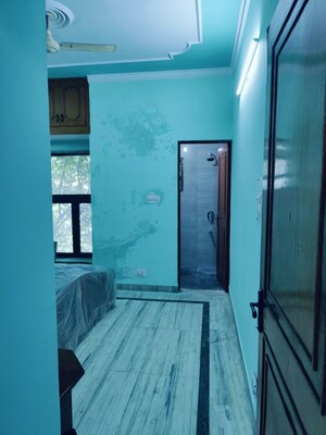 Bathroom in 2 BHK Apartment at Shatabdi Vihar, Sector 52 – for Rent