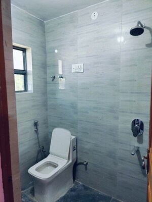Bathroom in 2 BHK Apartment at Shatabdi Vihar, Sector 52 – for Rent