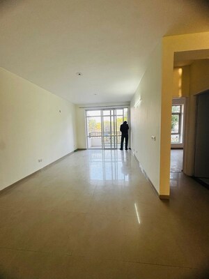 Room in 4 BHK Apartment at Omaxe New Chandigarh, North Mullanpur – for Rent