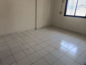 Room in 3 BHK Apartment at Satellite – for Sale