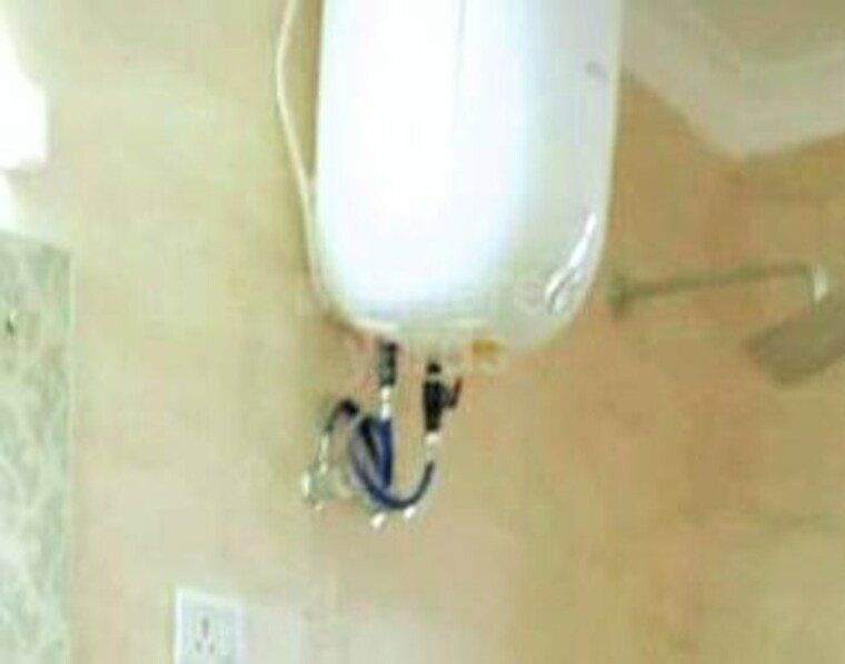 Bathroom, shalimar garden 2 Bedroom 825 Sq.Yd. Builder Floor In Shalimar Garden Ghaziabad 10147424