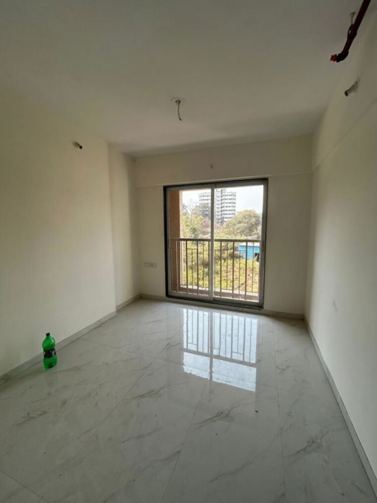 Room, metropolis-bayside 1 Bedroom 400 Sq.Ft. Apartment In Kasarvadavali Thane 10167824