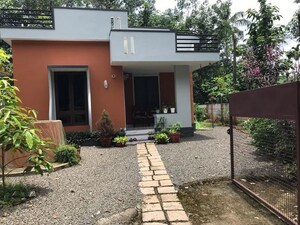 2 BHK Villa For Sale in Mulabagilu
