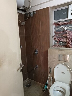 Bathroom in 1 BHK Apartment at Kalpataru Hills, Manpada – for Sale