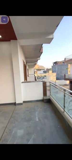 Building Lobby in 3 BHK Villa at Raj Puram, Chipiyana Buzurg – for Sale