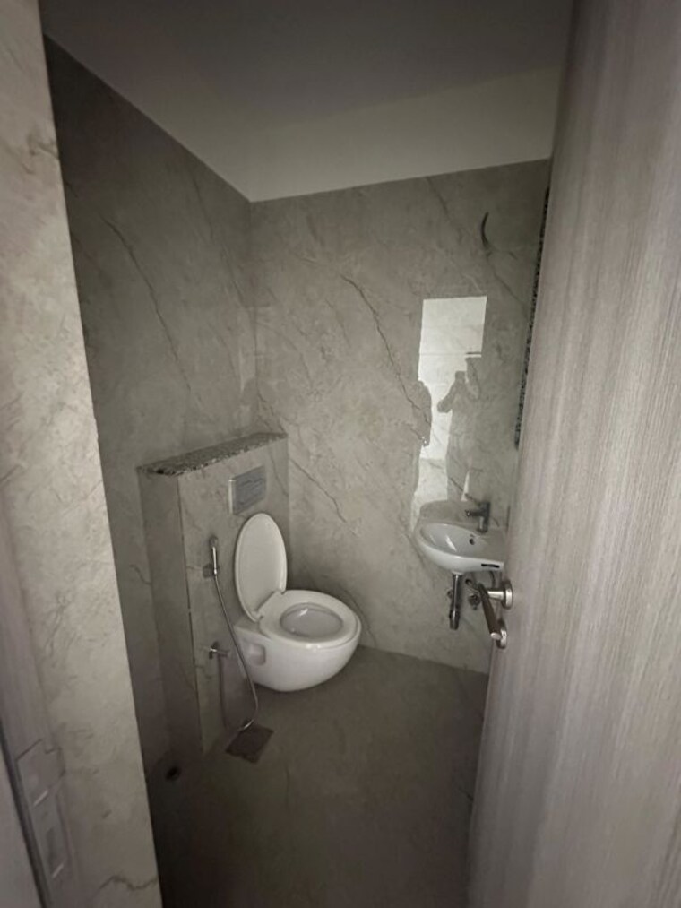 Bathroom, antariksh-ace 1 Bedroom 413 Sq.Ft. Apartment In Bandra East Mumbai 10167871