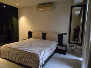 Bedroom in 6+ BHK Independent House at Sector 7 – for Sale