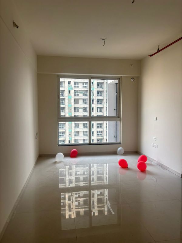 2 BHK Apartment For Rent in Sheth Zuri