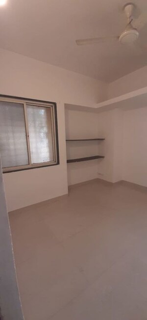 Room in 2 BHK Apartment at Gulmohar Paradise Homes, Kharadi – for Rent