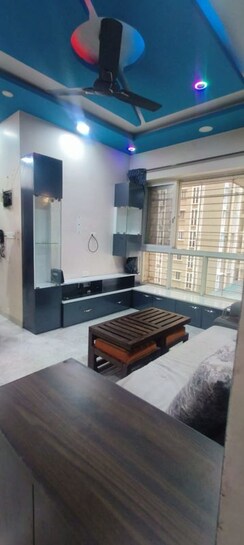 1 BHK Apartment For Sale in Lodha Amara