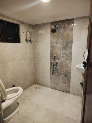 Bathroom in 2 BHK Builder Floor at Ansal Plaza Sector-23, Sector 23 – for Rent
