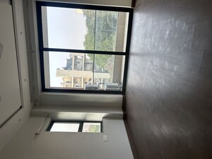 Room in 3.5 BHK Apartment at Emaar MGF Emerald Hills, Sector 65 – for Rent