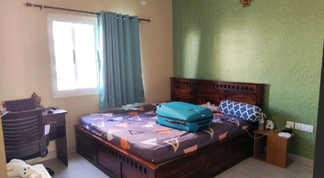 2 BHK + Pooja Room Apartment For Rent in Valmark Orchard Square