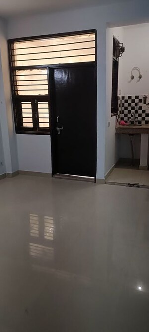 1 RK Builder Floor For Rent in Wazirabad