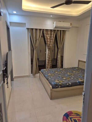 Bedroom in 2 BHK Apartment at Signature Global Prime, Sector 63a – for Rent
