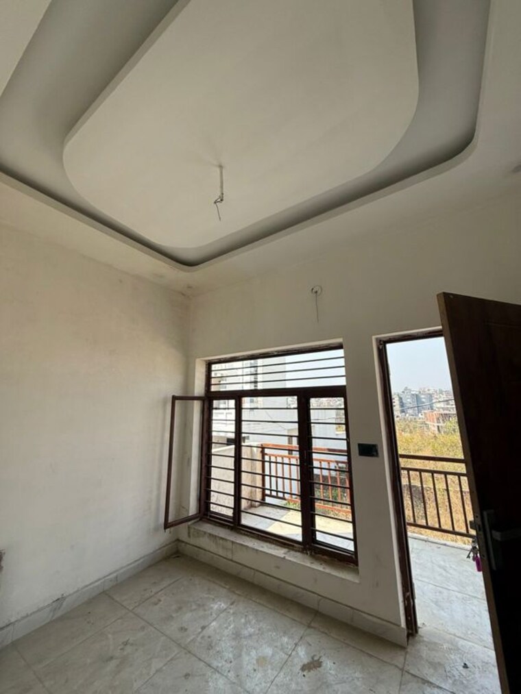 Room, aman vihar 3 Bedroom 76 Sq.Yd. Independent House In Aman Vihar Dehradun 10120643
