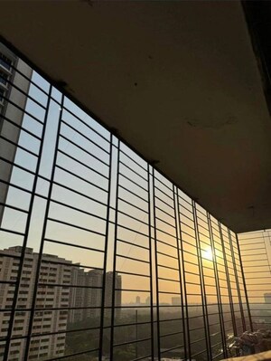 Staircase in 3 BHK Apartment at Dhoot Sky Residency New Sonali CHSL, Malad West – for Rent