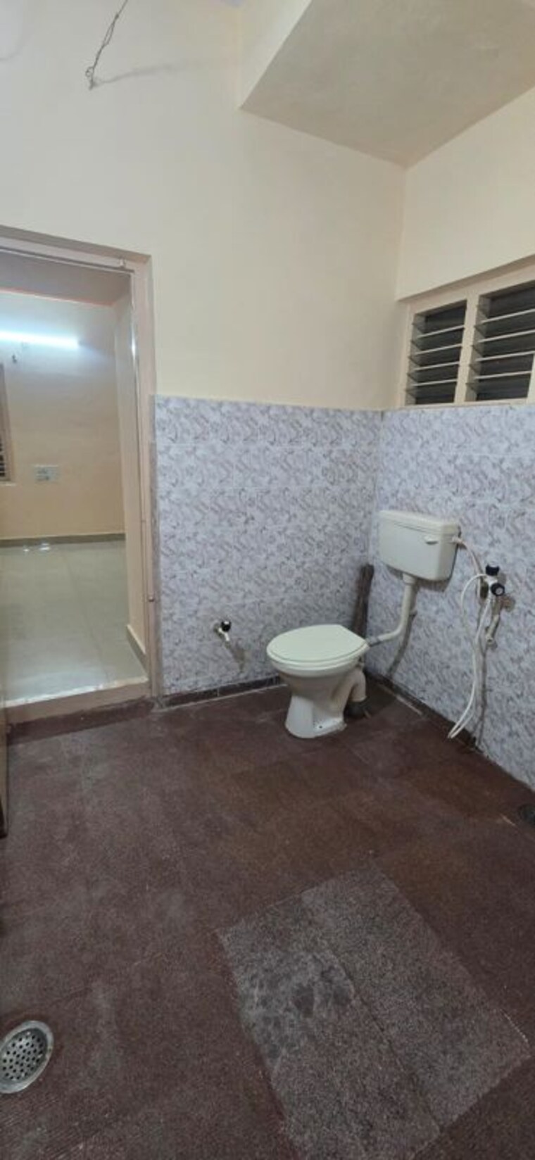 Bathroom, chimney-hills-view 2 Bedroom 1000 Sq.Ft. Independent House In Sidedahalli Bangalore 10168115