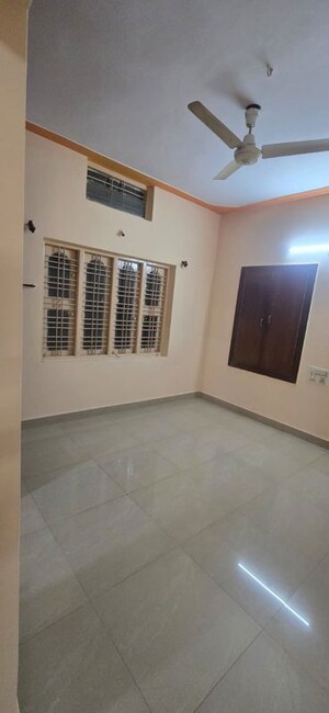 Room in 2 BHK Independent House at Chimney Hills View, Sidedahalli – for Rent