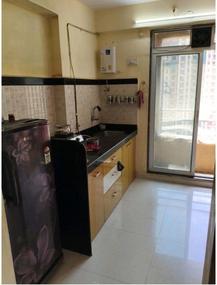 Kitchen, mahavir-kalpavruksha 2 Bedroom 570 Sq.Ft. Apartment In Ghodbunder Road Thane 10167373