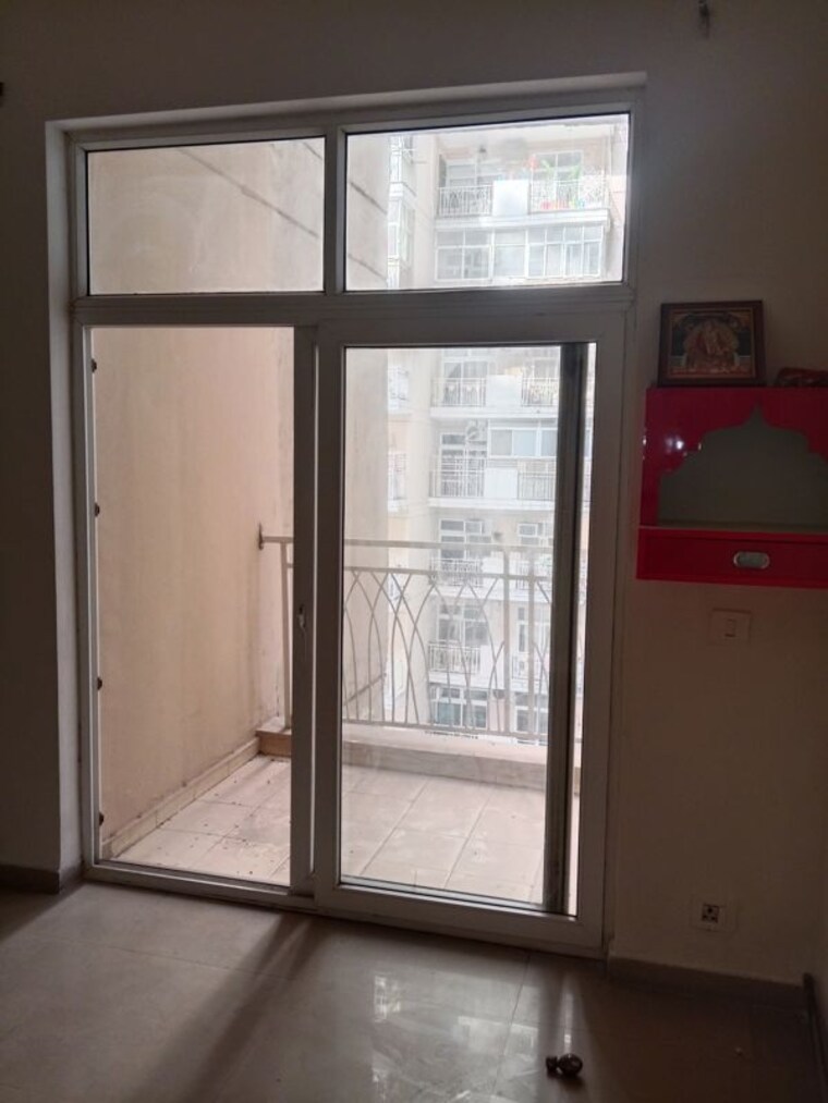 Other, sector 16c greater noida 2.5 Bedroom 1190 Sq.Ft. Apartment In Sector 16c Greater Noida Greater Noida 10168152