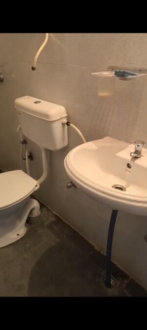 Bathroom in 2 BHK Apartment at Signature Global The Roselia, Sector 95a – for Rent