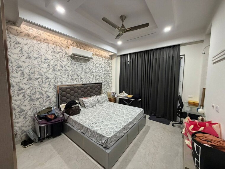 Bedroom, saket 3 Bedroom 1500 Sq.Ft. Apartment In Saket Delhi 10168158