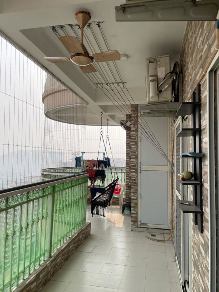 Balcony, ajnara-grand-heritage 3.5 Bedroom 2045 Sq.Ft. Apartment In Sector 74 Noida 10168159