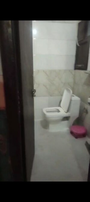 Bathroom in 2 BHK Builder Floor at Ansal Palam Triangle, Palam Vihar Extension – for Rent