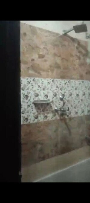 Furnished Amenities in 2 BHK Builder Floor at Ansal Palam Triangle, Palam Vihar Extension – for Rent