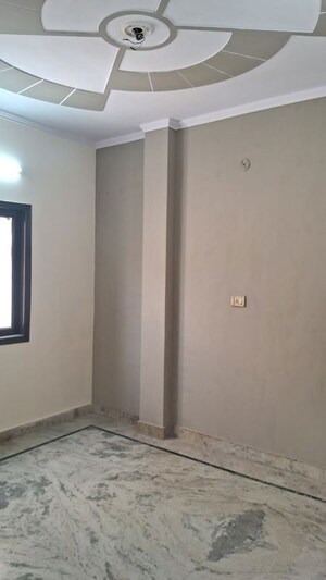 1.5 BHK Builder Floor For Rent in Preet Vihar
