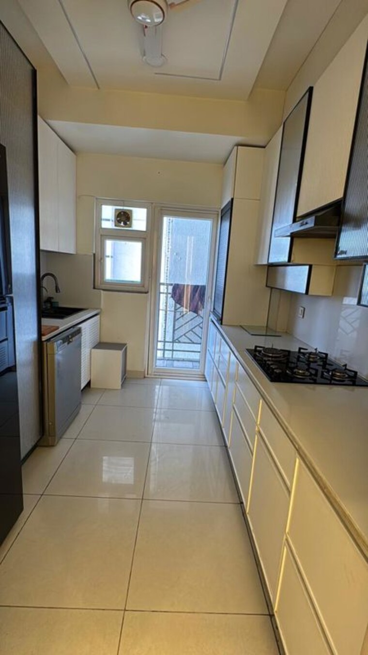 Kitchen, signature-global-park-4-and-5 2.5 Bedroom 1181 Sq.Ft. Builder Floor In Sohna Sector 36 Gurgaon 10166234